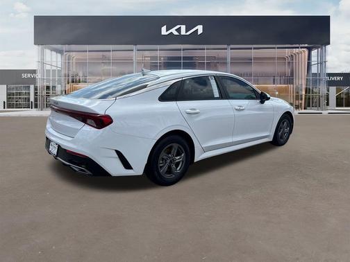 2023 Kia K5 LXS