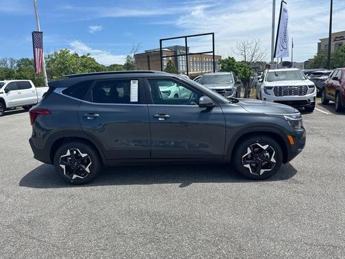 2025 Kia Seltos EX
