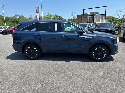 2025 Kia Sorento S
