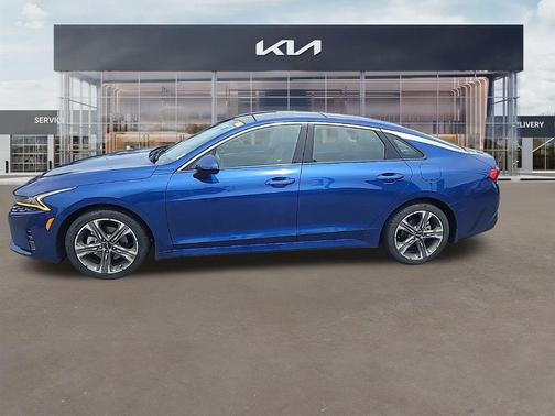 2022 Kia K5 EX