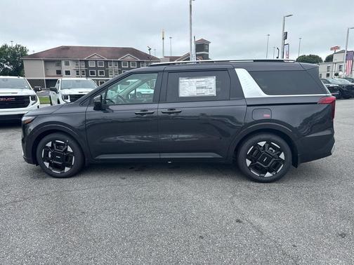 2025 Kia Carnival EX
