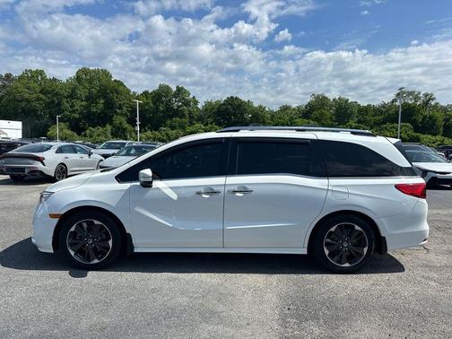 Platinum White Pearl 2021 Honda Odyssey Elite