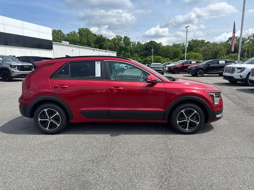 2025 Kia Niro EX