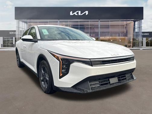 2025 Kia K4 LX