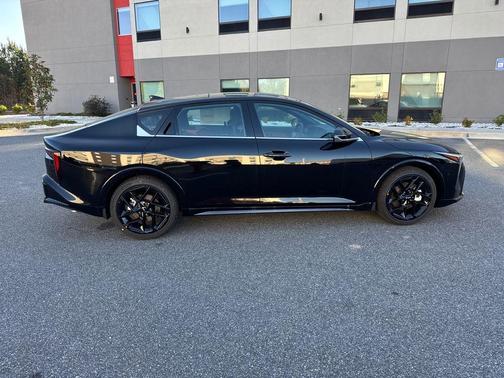 2025 Kia K4 GT-Line Turbo