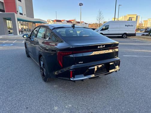 2025 Kia K4 GT-Line Turbo