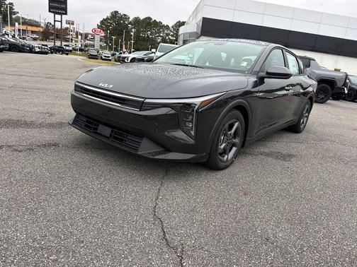 2025 Kia K4 LX