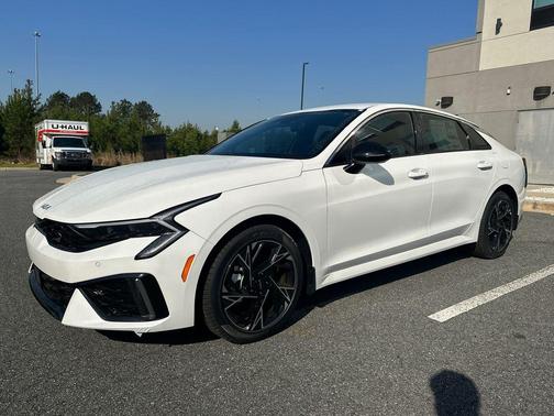 Snow White Pearl 2026 Kia K5 GT-Line