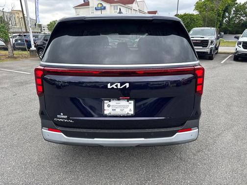 2025 Kia Carnival LXS