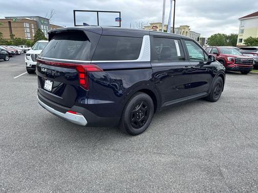 2025 Kia Carnival LXS