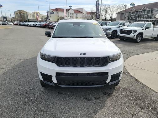 2024 Jeep Grand Cherokee L Laredo