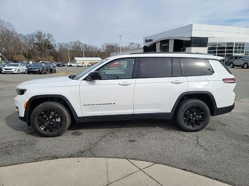 2024 Jeep Grand Cherokee L Laredo