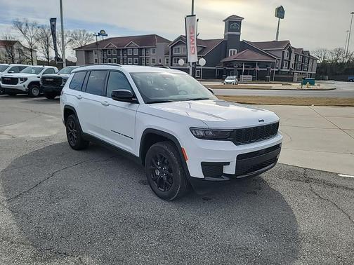 2024 Jeep Grand Cherokee L Laredo