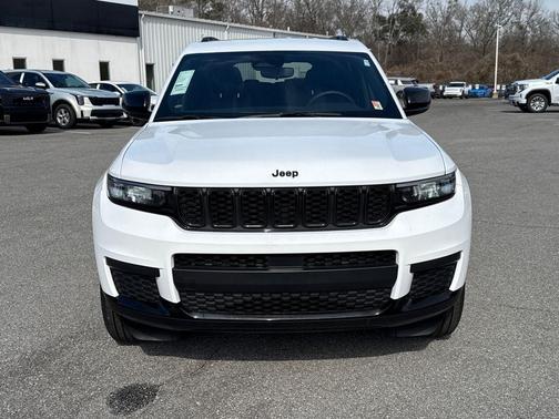 2024 Jeep Grand Cherokee L Laredo