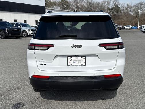 2024 Jeep Grand Cherokee L Laredo