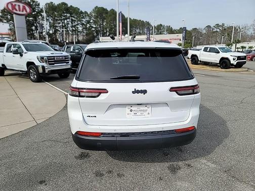 2024 Jeep Grand Cherokee L Laredo