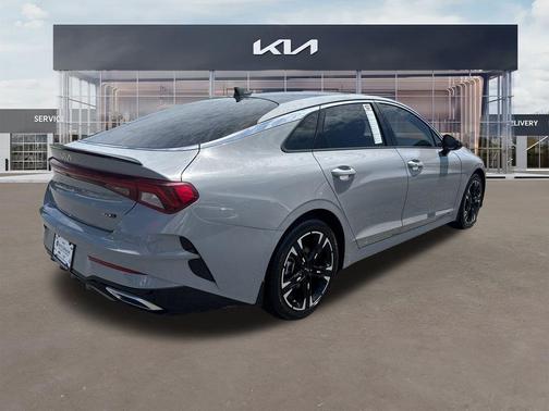 2022 Kia K5 GT-Line