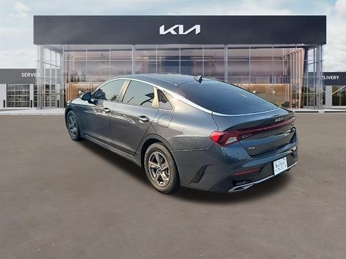 2022 Kia K5 LXS
