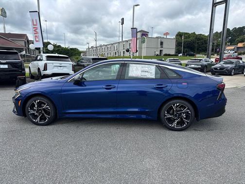 2025 Kia K5 GT-Line