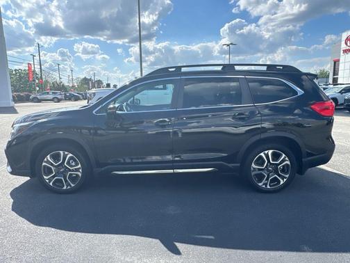 Crystal Black Silica 2023 Subaru Ascent Limited 7-Passenger