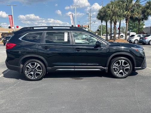 Crystal Black Silica 2023 Subaru Ascent Limited 7-Passenger