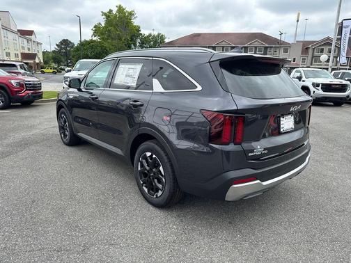 2025 Kia Sorento S