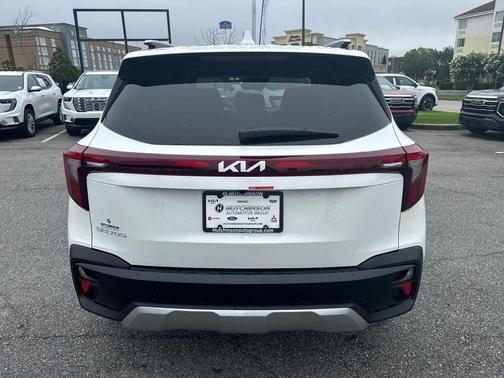 2025 Kia Seltos S