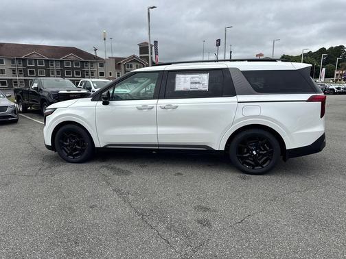 2026 Kia Carnival SX