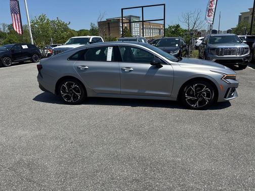 2025 Kia K5 GT-Line