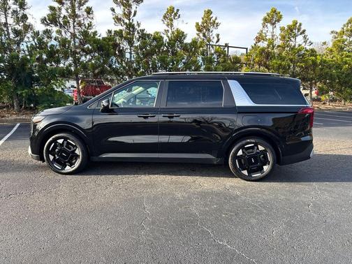 2025 Kia Carnival EX
