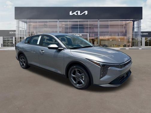 2025 Kia K4 LX