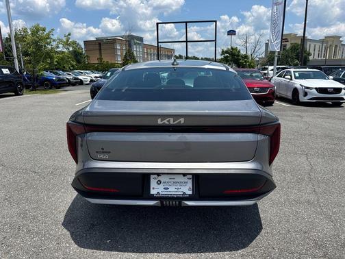2025 Kia K4 LX