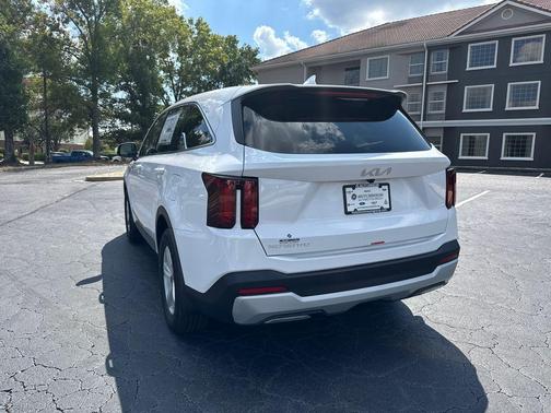 2026 Kia Sorento LX