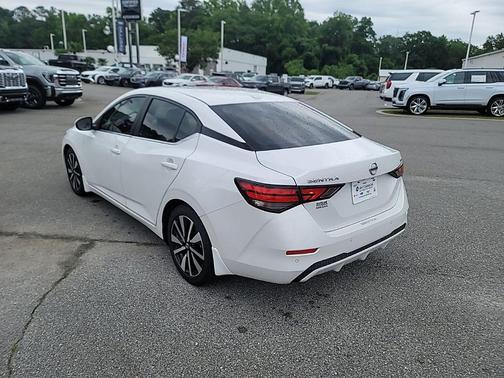 Aspen White 2022 Nissan Sentra SV