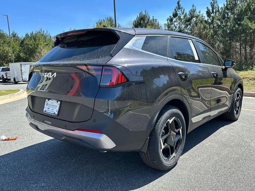 Glacial White Pearl 2026 Kia Sportage EX