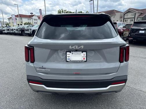 2025 Kia Sorento S