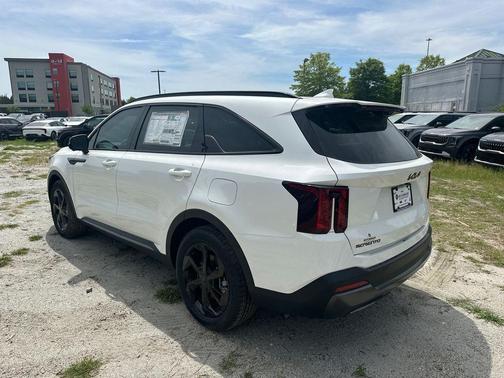 Snow White Pearl 2026 Kia Sorento Hybrid X-LINE SX PRESTIGE