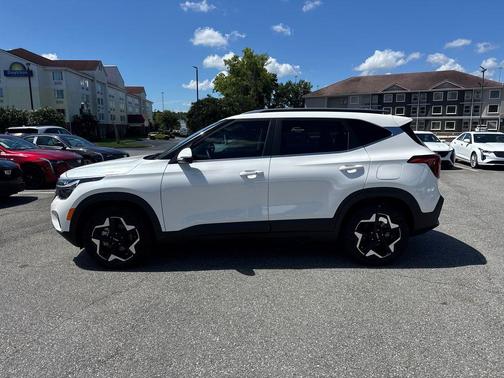 2025 Kia Seltos EX