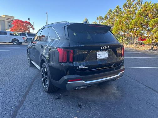 2024 Kia Sorento SX