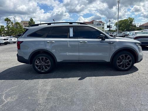 2023 Kia Sorento X-Line EX