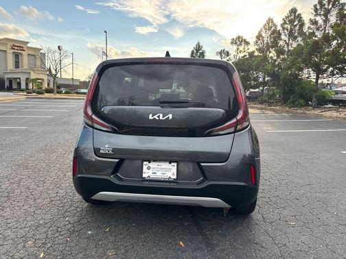 2024 Kia Soul LX