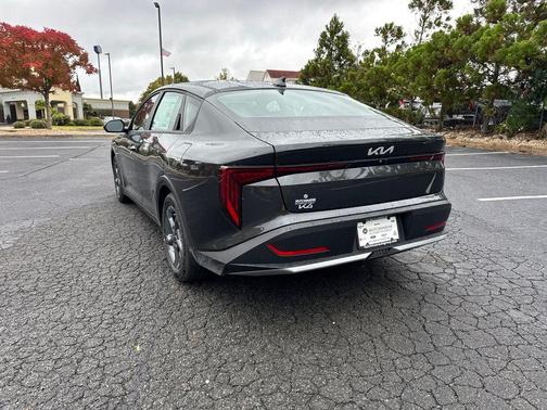 2025 Kia K4 LX