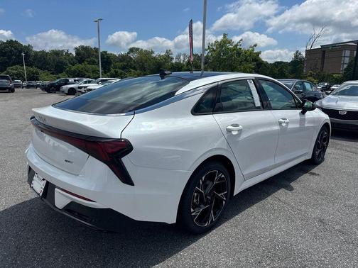 2025 Kia K5 GT-Line