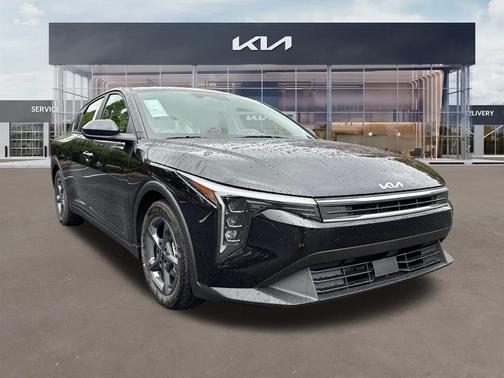 2025 Kia K4 LX
