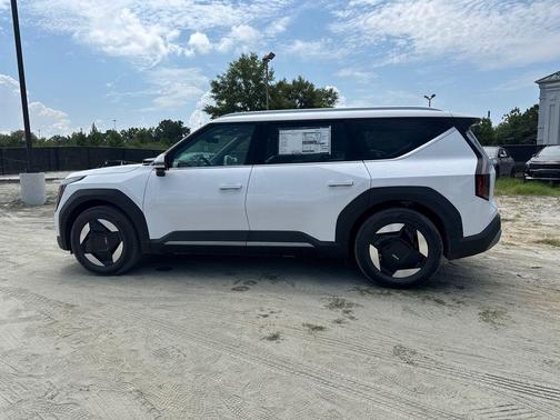 2026 Kia EV9 Wind