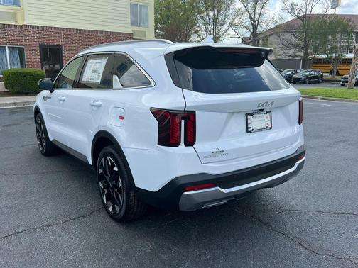 2025 Kia Sorento SX