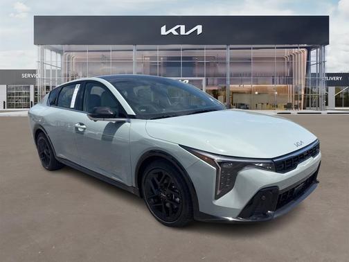 2025 Kia K4 GT-Line Turbo