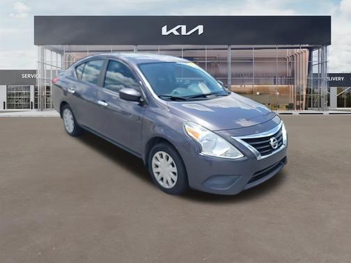 2015 Nissan Versa 1.6 SV
