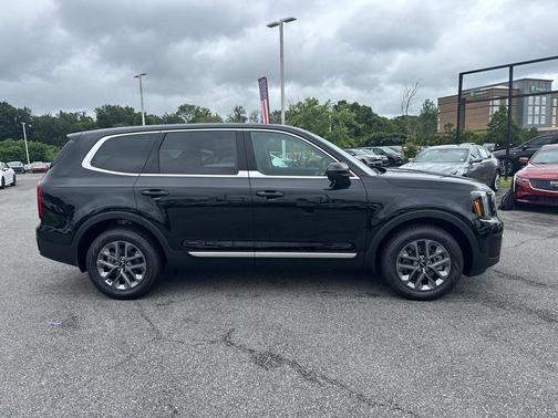 2025 Kia Telluride LX