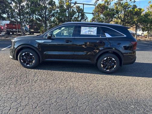Black 2026 Kia Sorento S